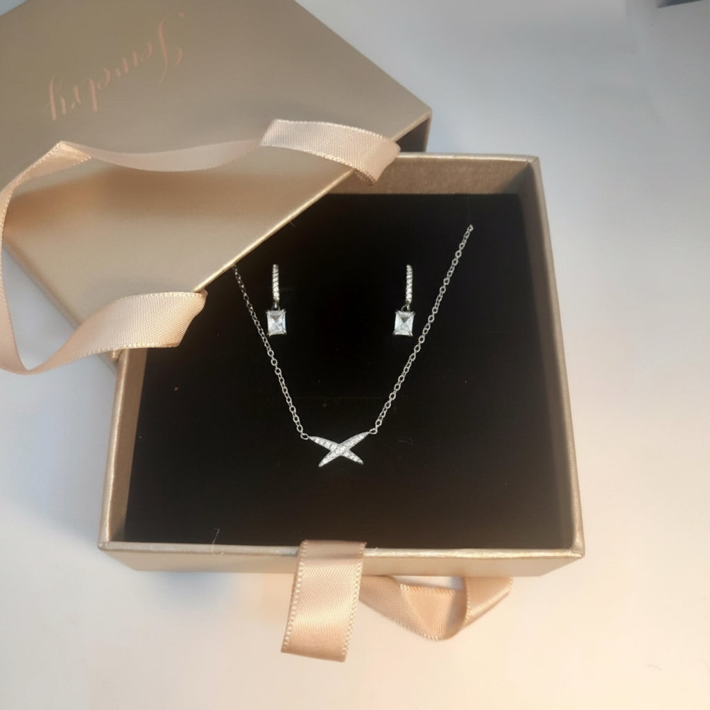 Collier Boussin